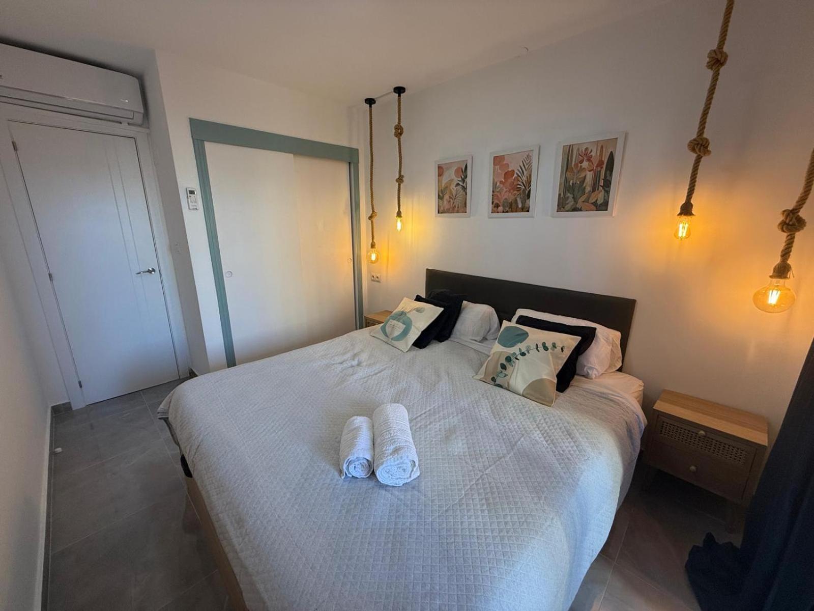 Mariscall Zaragoza Beautifull In The Centre Apartment
